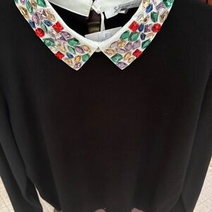 Siani NWT Beautiful Large Black Sweater with Jeweled NON detachable white collar
